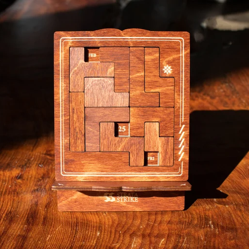 CalendarPuzzle-Tan2