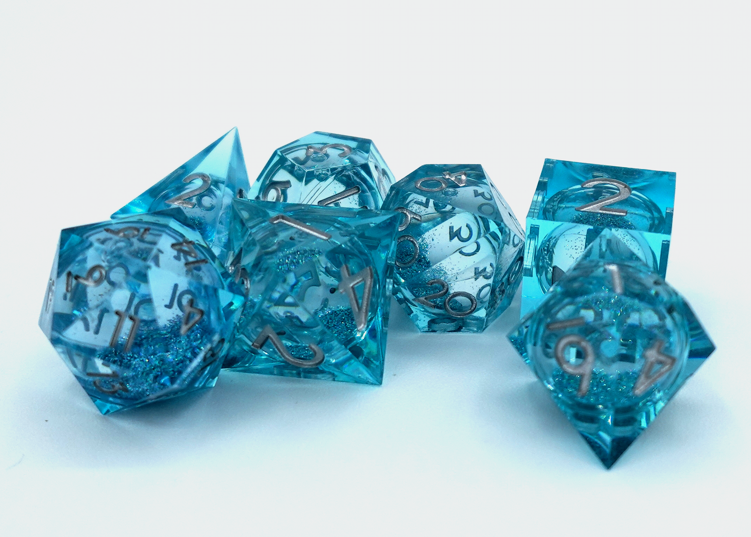 Liquid_Core_RPG_Dice_Ice